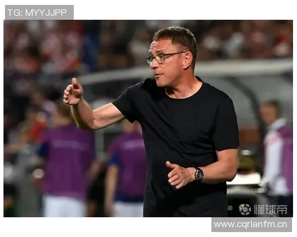 马威谈与布克的默契提升期待在比赛中更好地配合与理解