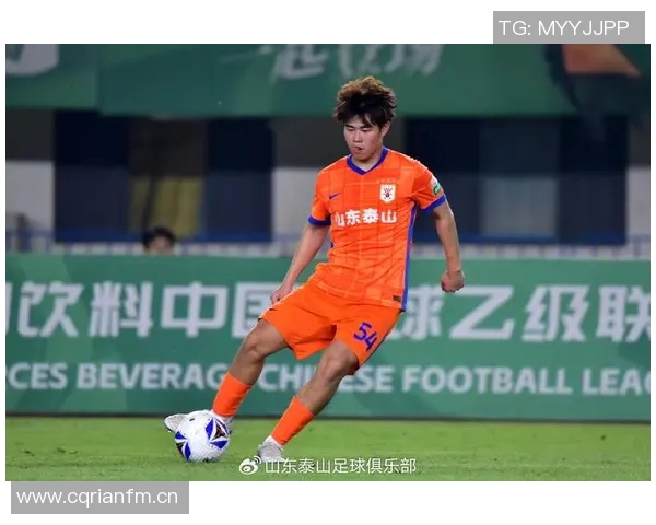 山东泰山B队于12月15日晚重返基地集结备战新赛季全力以赴再创佳绩 山东泰山B队于12月15日晚重返基地集结备战新赛季全力以赴再创佳绩