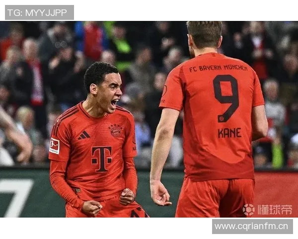 赫内斯盛赞穆勒聪明受欢迎认为其是拜仁未来高层的最佳人选