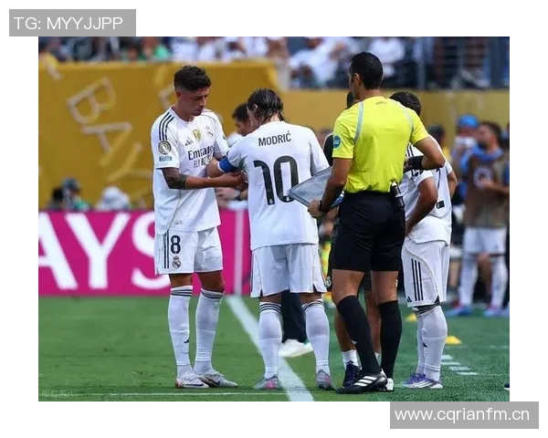 今日趣图：巴黎夺冠喜悦中姆总追讨欠薪而皇马却一无所获